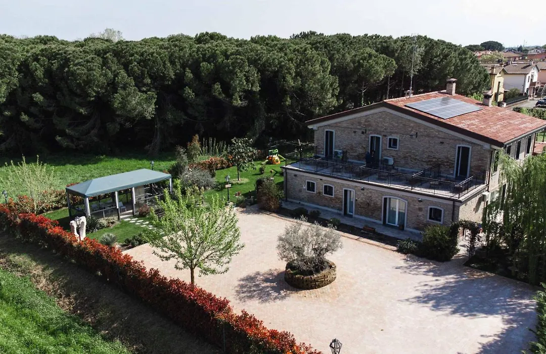 La Pineta nel Borgo-1