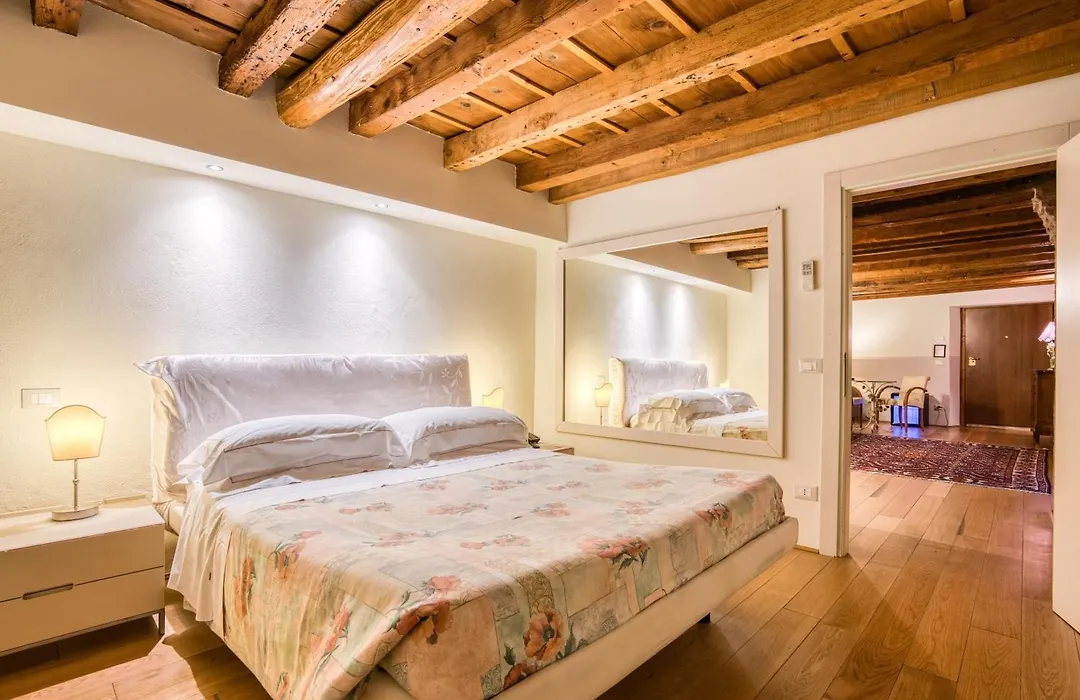 Boutique Hotel Scalzi - Adults Only-1