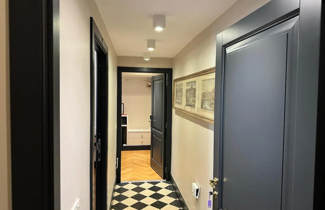 Santa Monica Townhouse-1