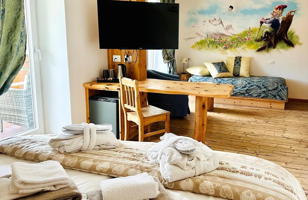 Alpen Family Hotel Someda-1