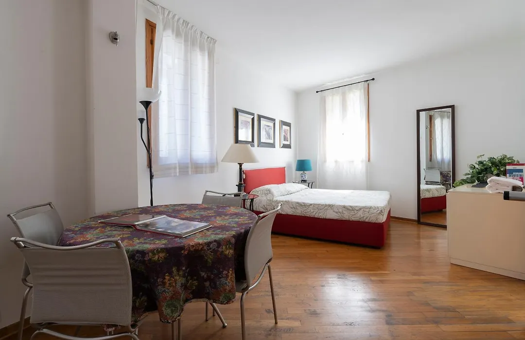 Anzolo Palace - Rooms & Apartments-1