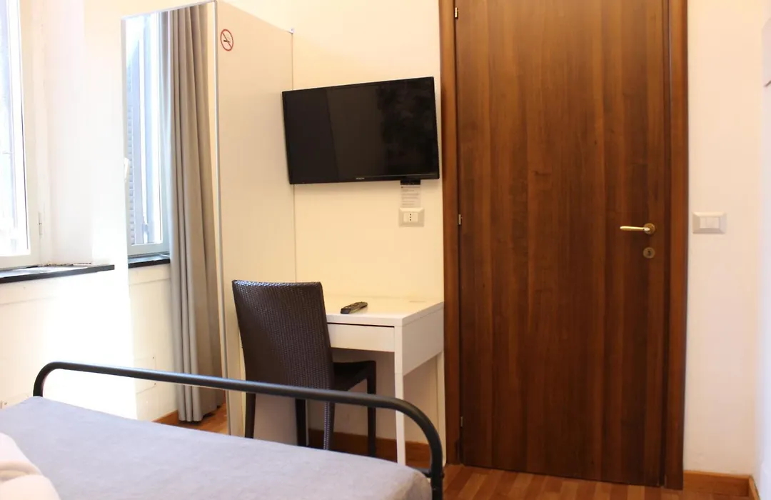 Rooms Piramide-1