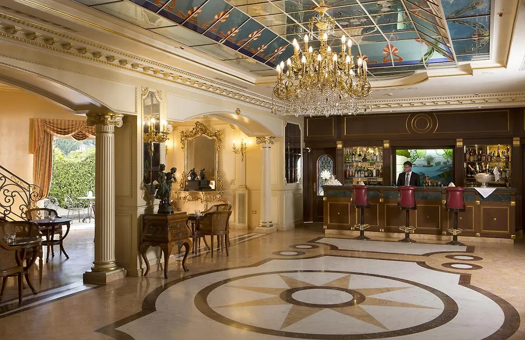 Grand Hotel Vanvitelli-1