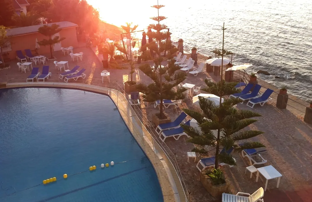 Hotel La Playa Blanca-1