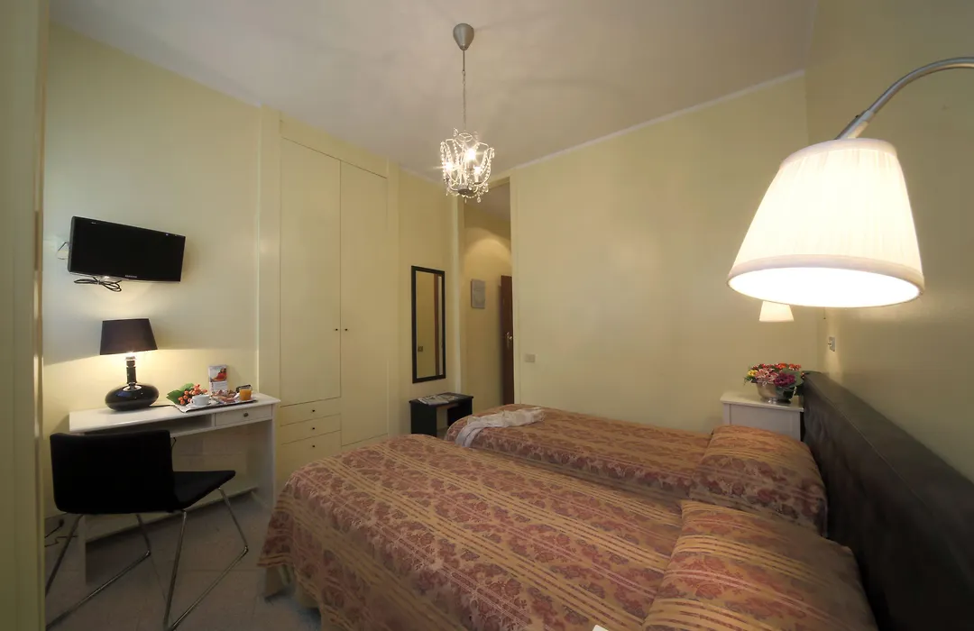 Hotel Cristallo Brescia-1