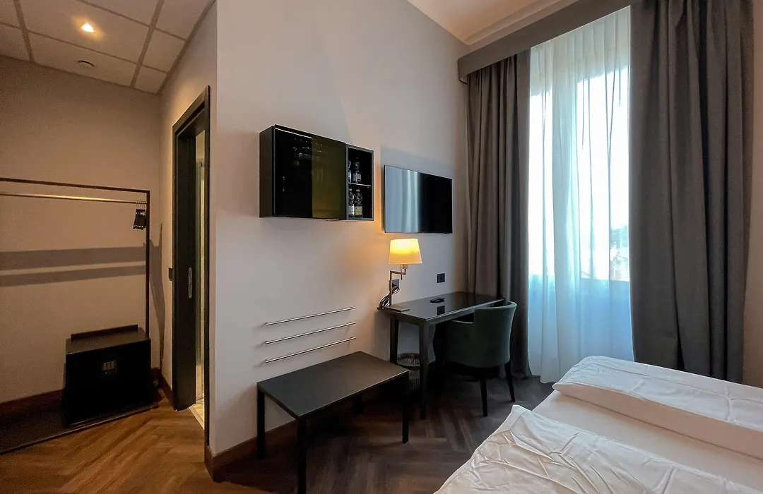 Hotel Impero-1
