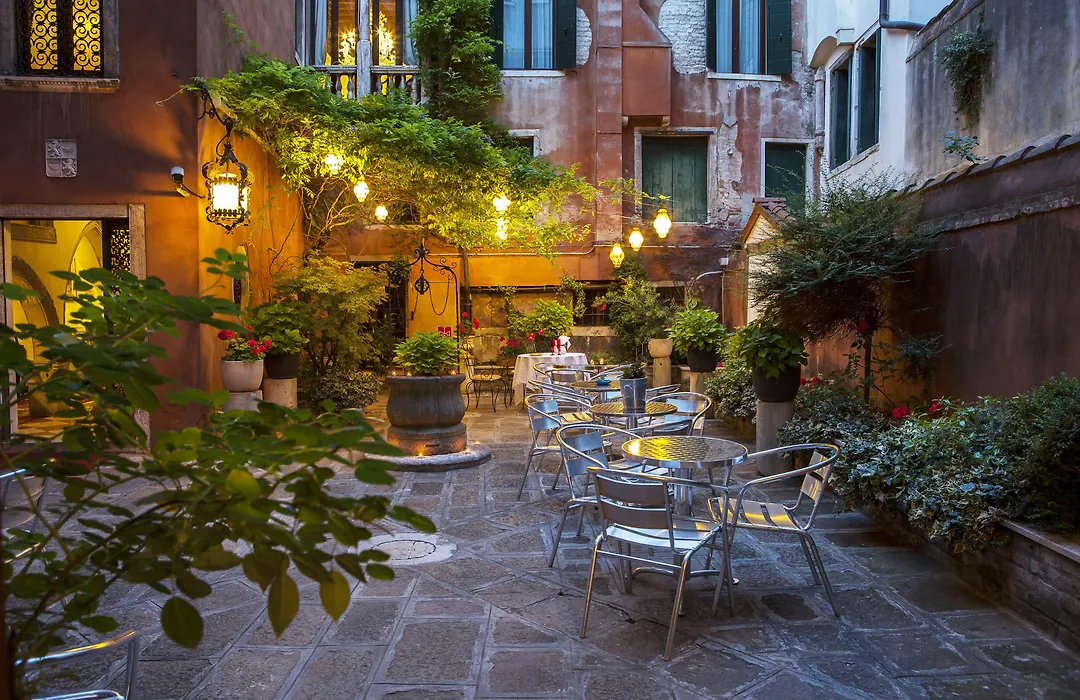 Hotel San Moise-1