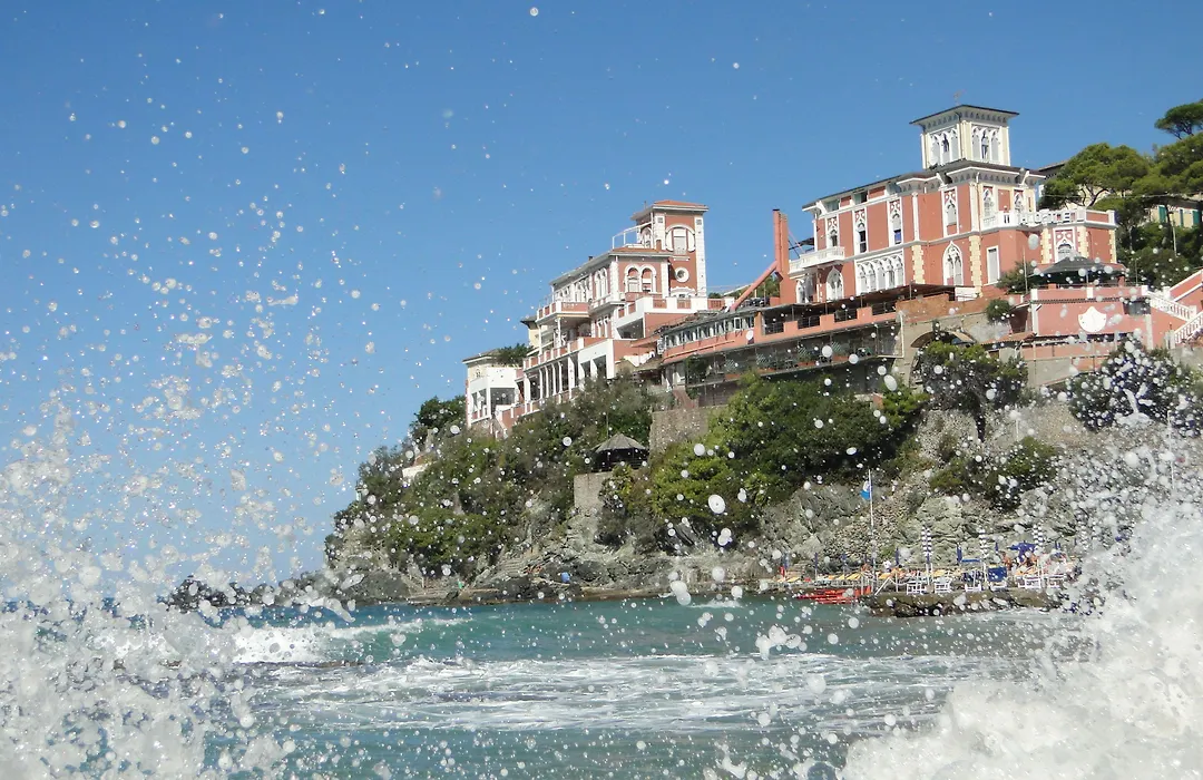 Hotel Baia Del Sorriso-1