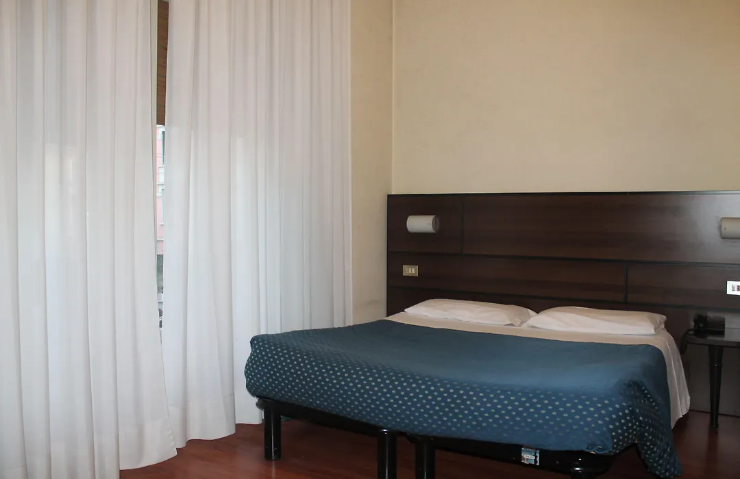 Hotel Catalani E Madrid-1