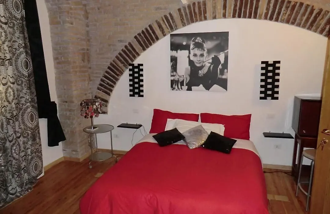 Caesar'S Rooms-1