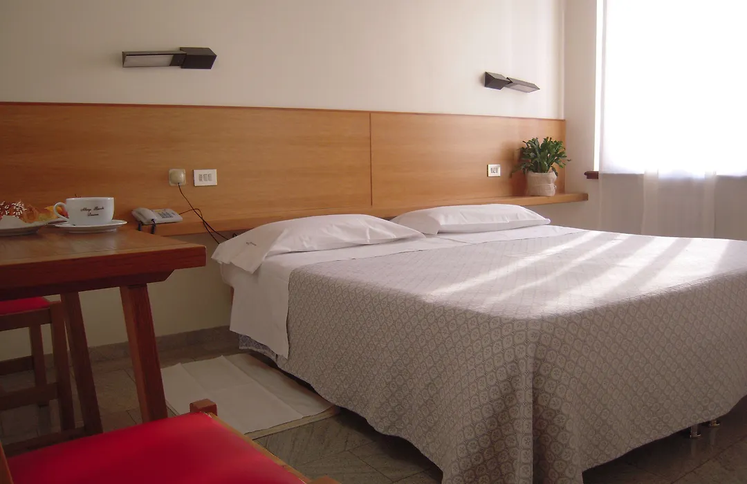 Albergo Bianchi Stazione-1