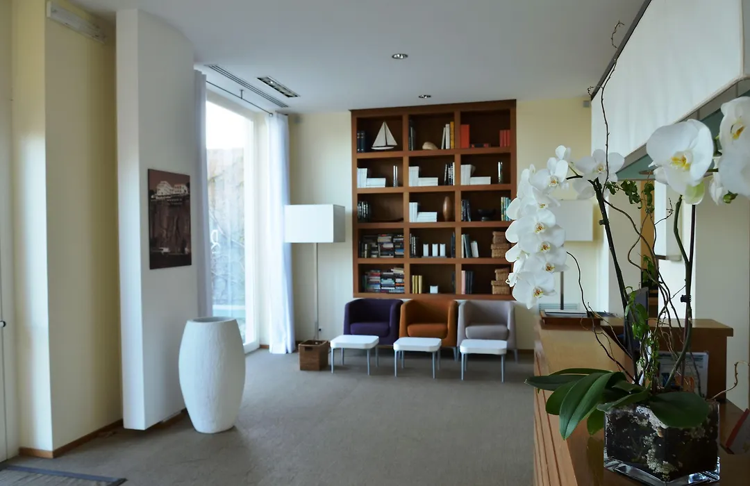Rota Suites-1