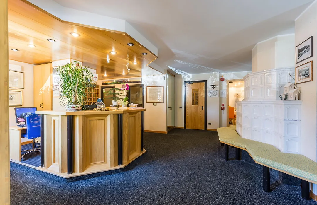 Hotel Alpina-1