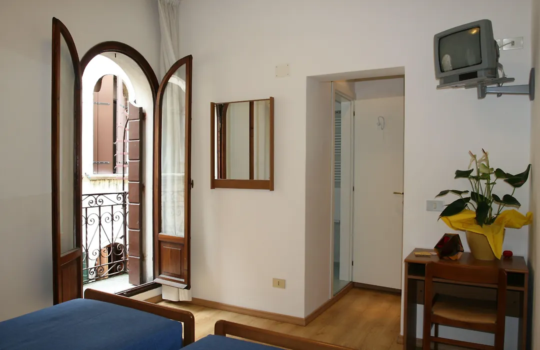Hotel Caprera-1