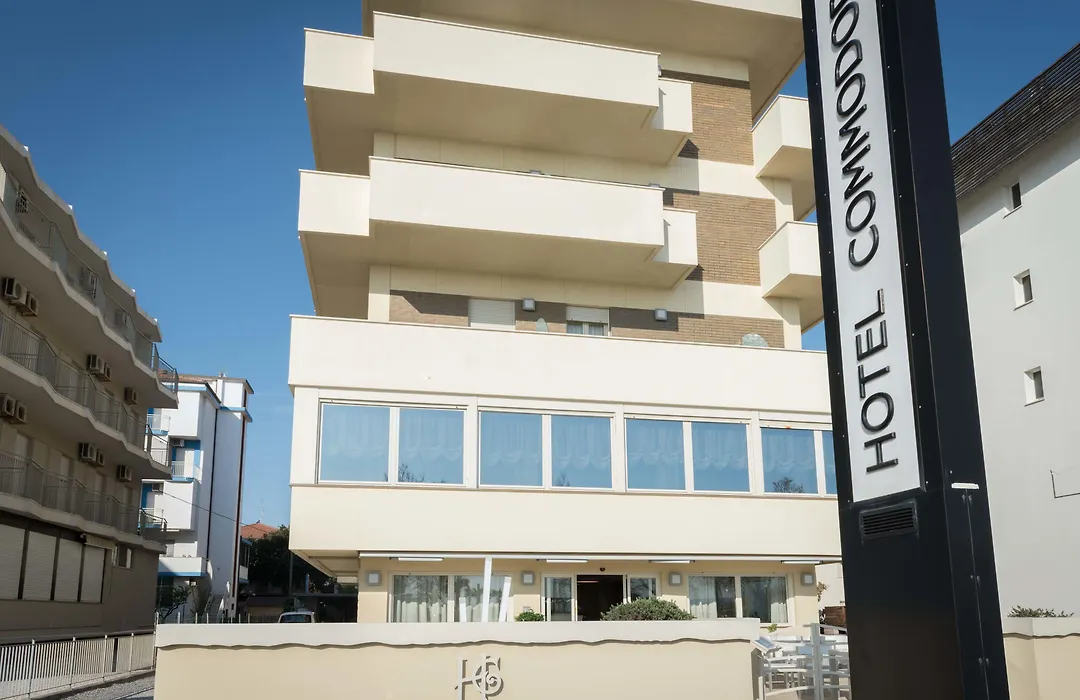 Hotel Commodore-1