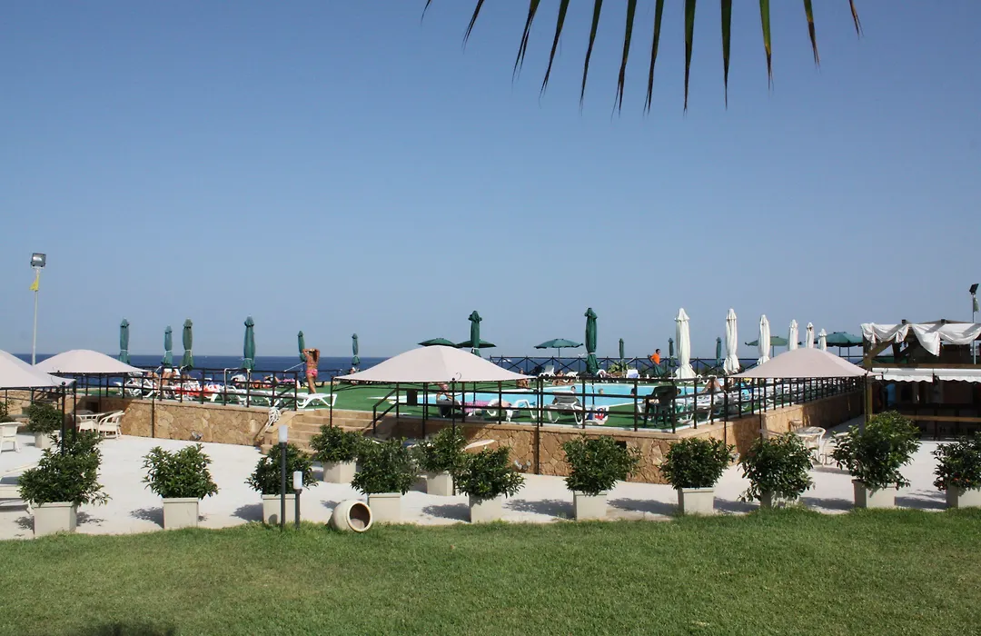 Hotel Capo Campolato-1