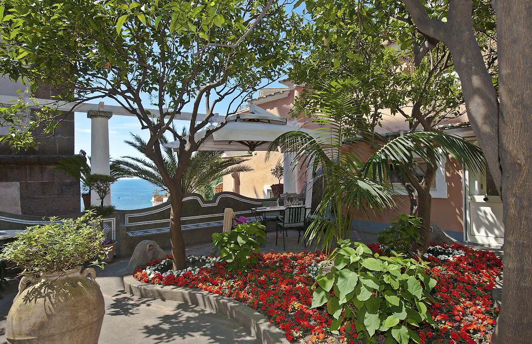 Villa Flavio Gioia-1