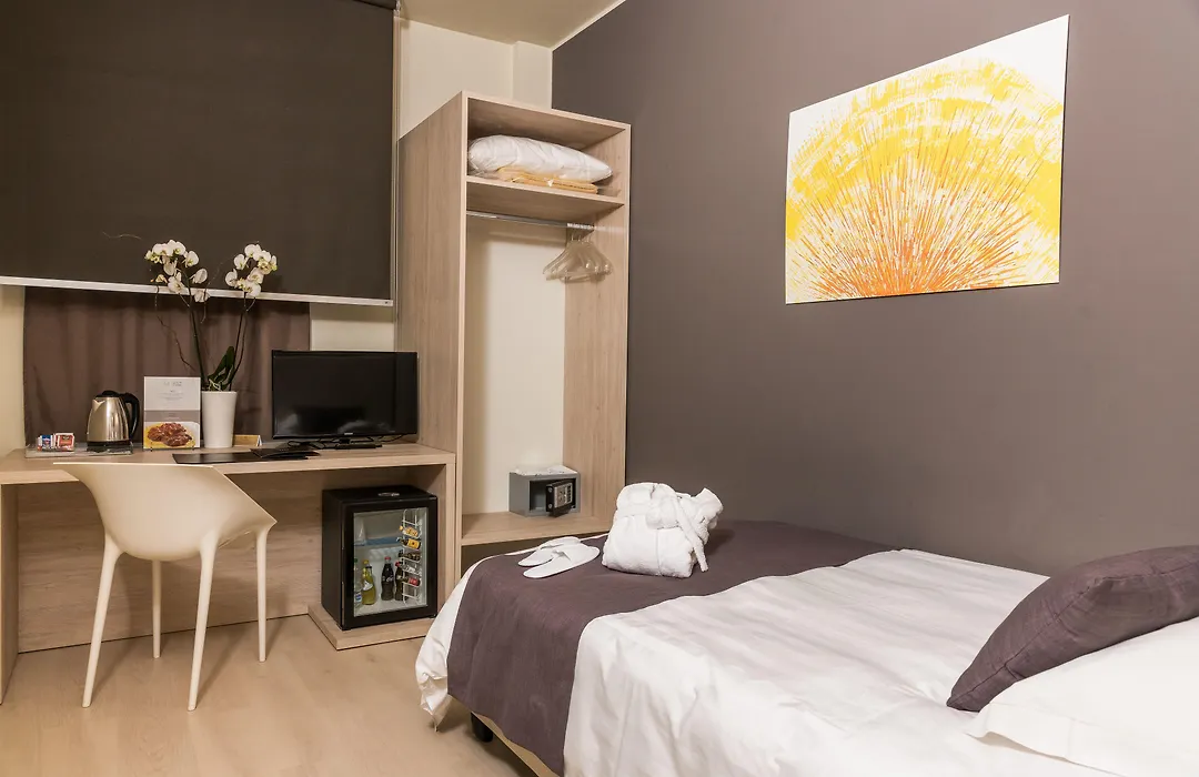 Helios Hotel-1