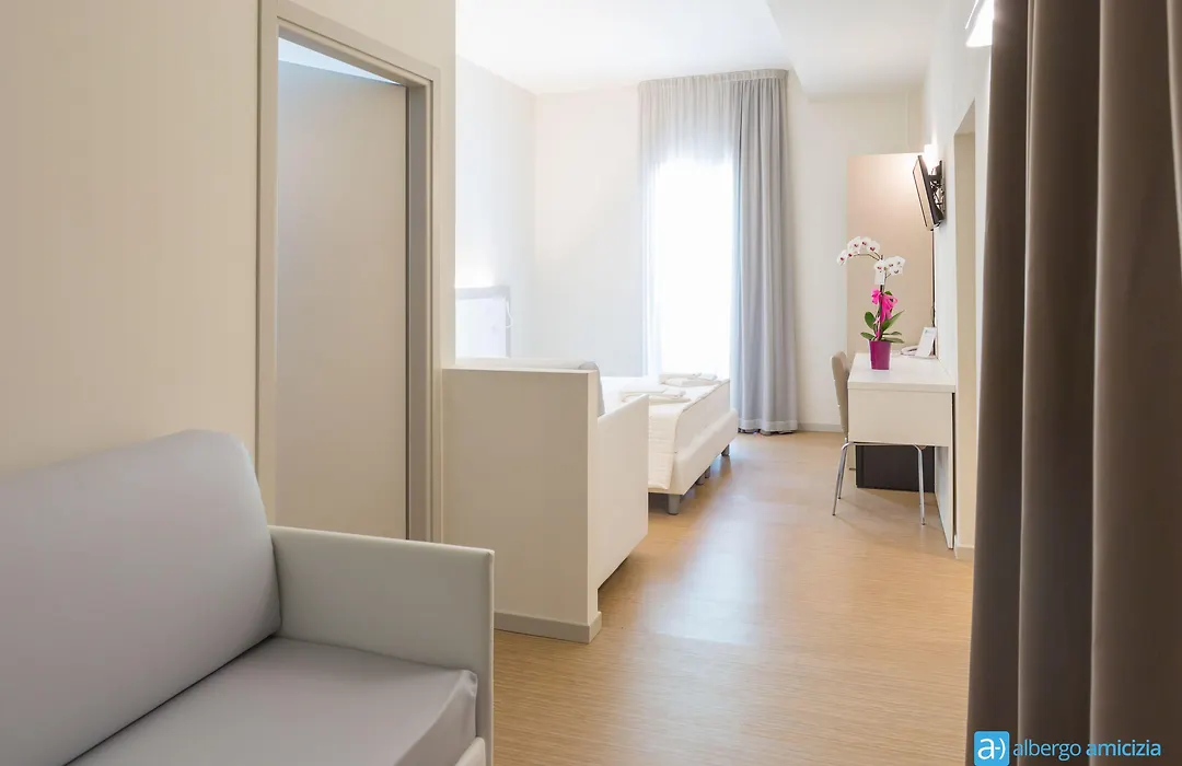 Hotel Amicizia-1