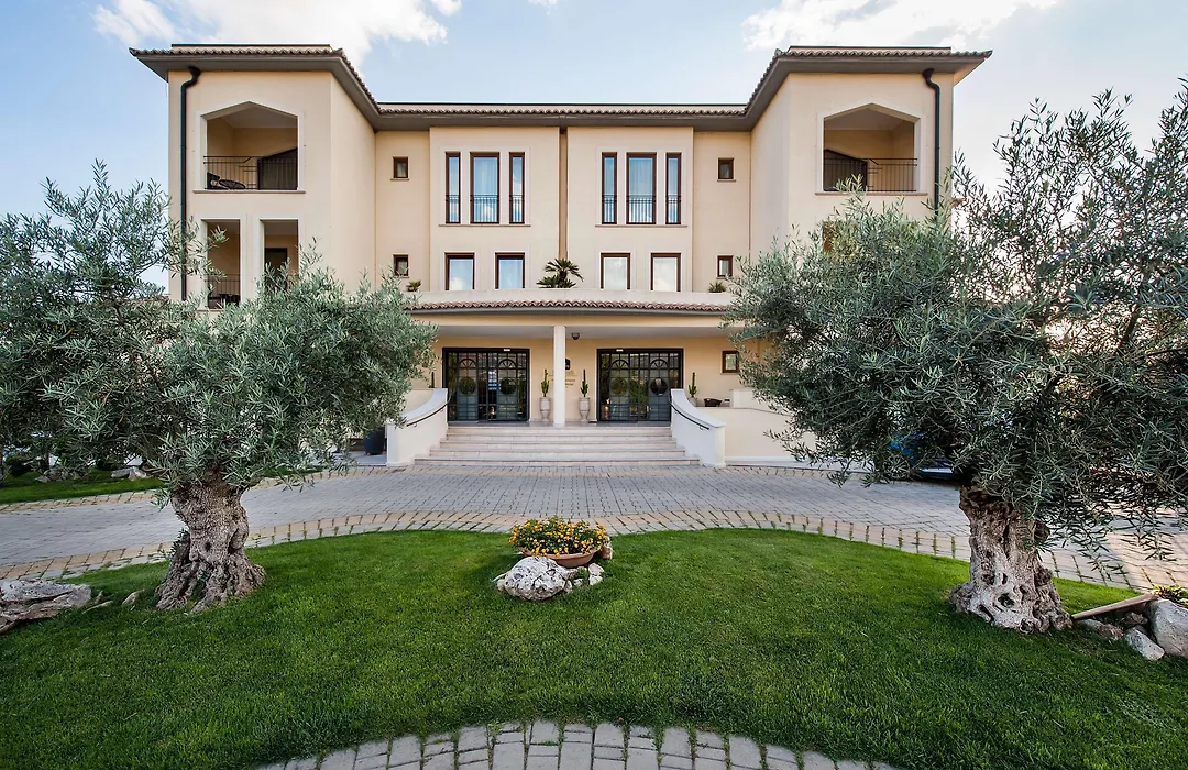 Best Western Premier Villa Fabiano Palace Hotel-1