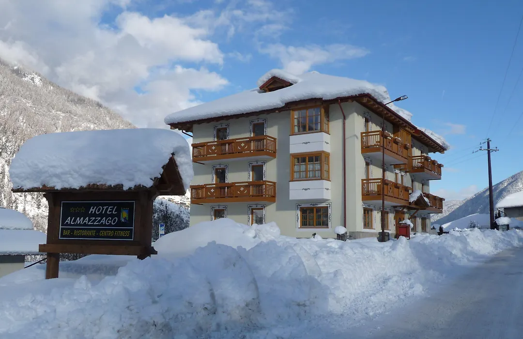 Hotel Almazzago-1