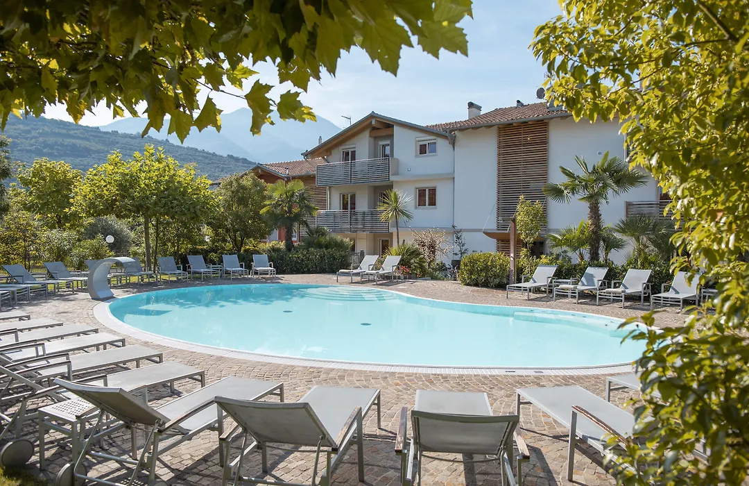 4 Limoni Apartment Resort-1
