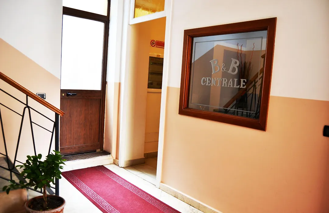 B&B Centrale Affittacamere-1