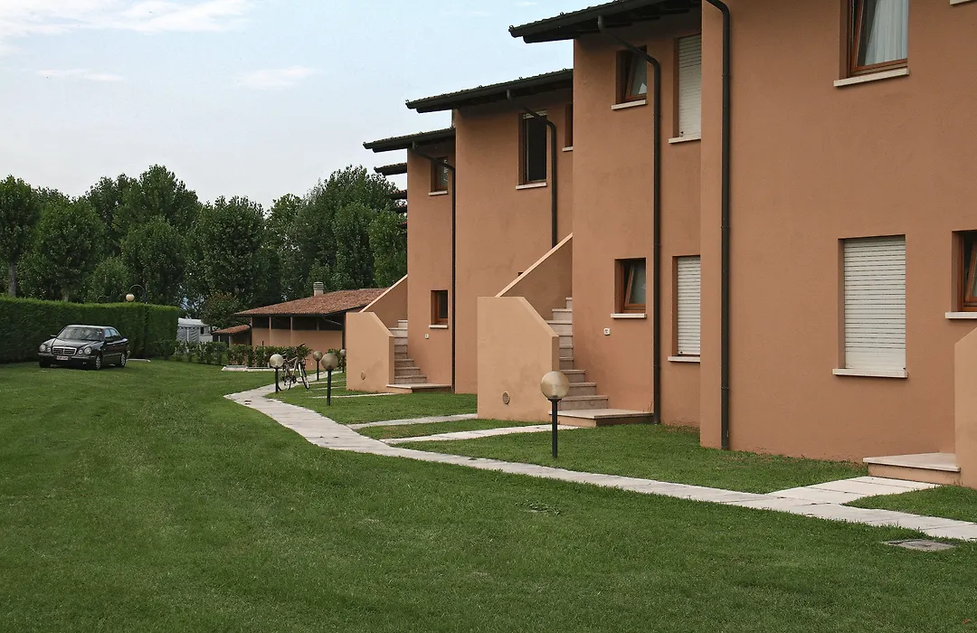 Ohana Apartments Camping Tiglio-1