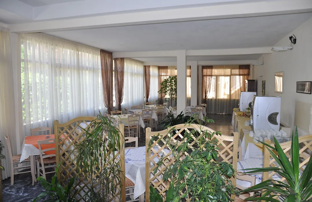 Hotel Verdesolemare-1