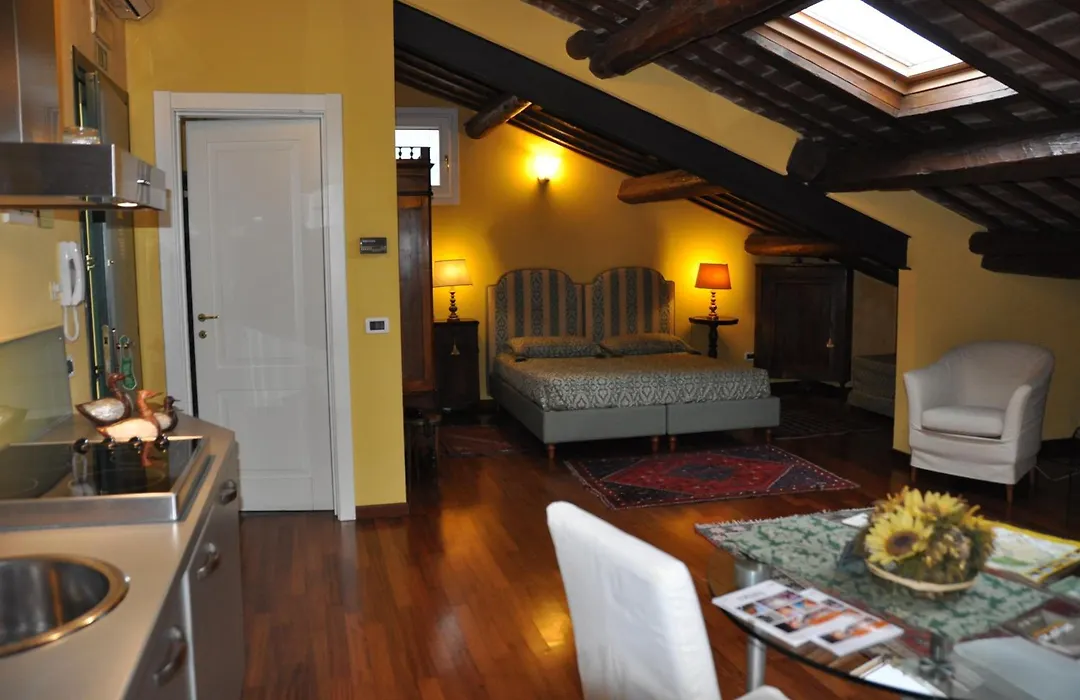 Piazza Nova Guest House-1