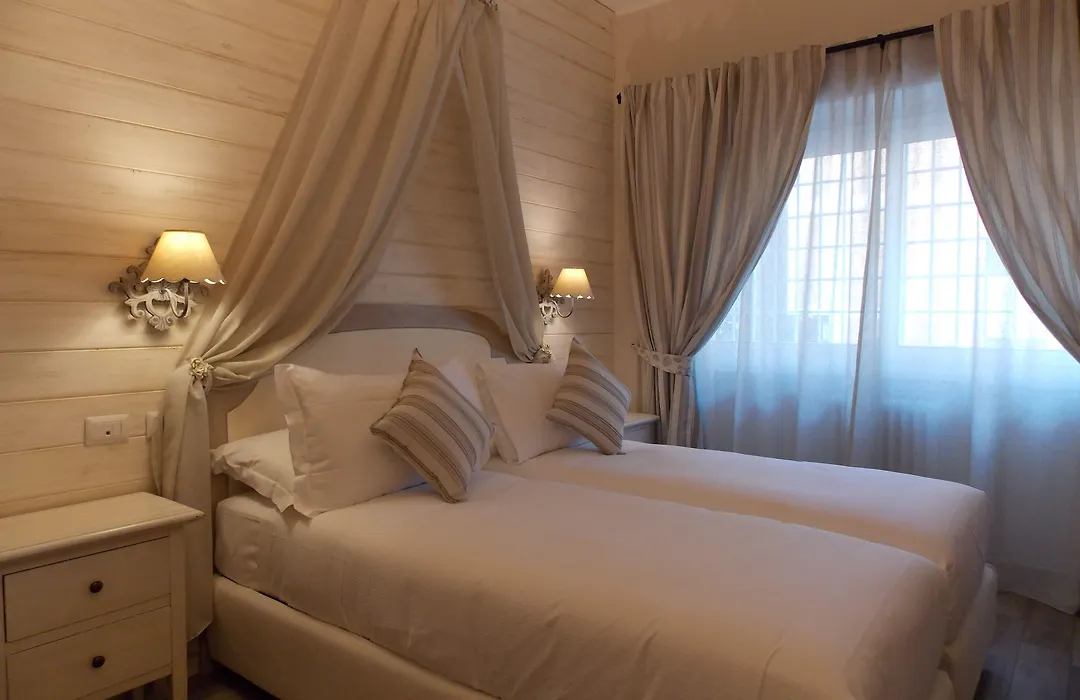 Casa Tua Vaticano Guest House-1