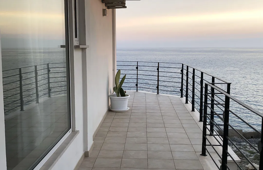 Palace Blu Mare-1