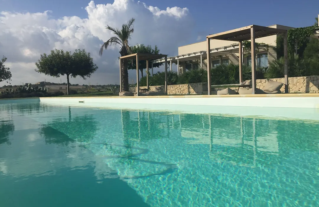 Scilla Maris Charming Suites-1