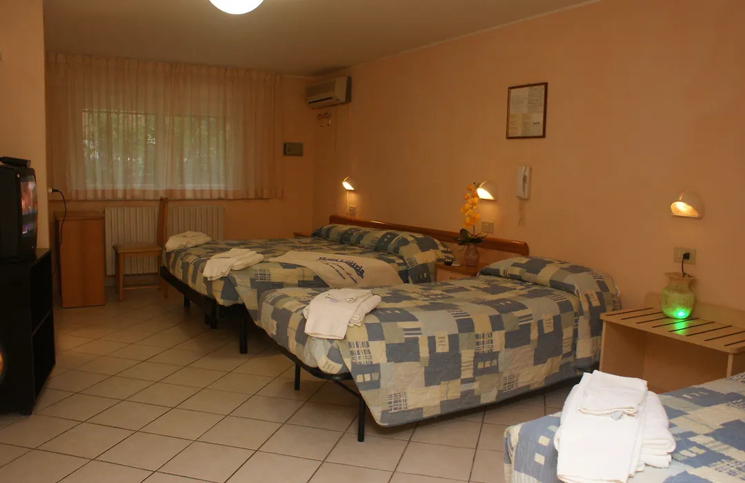 Hotel Letizia-1