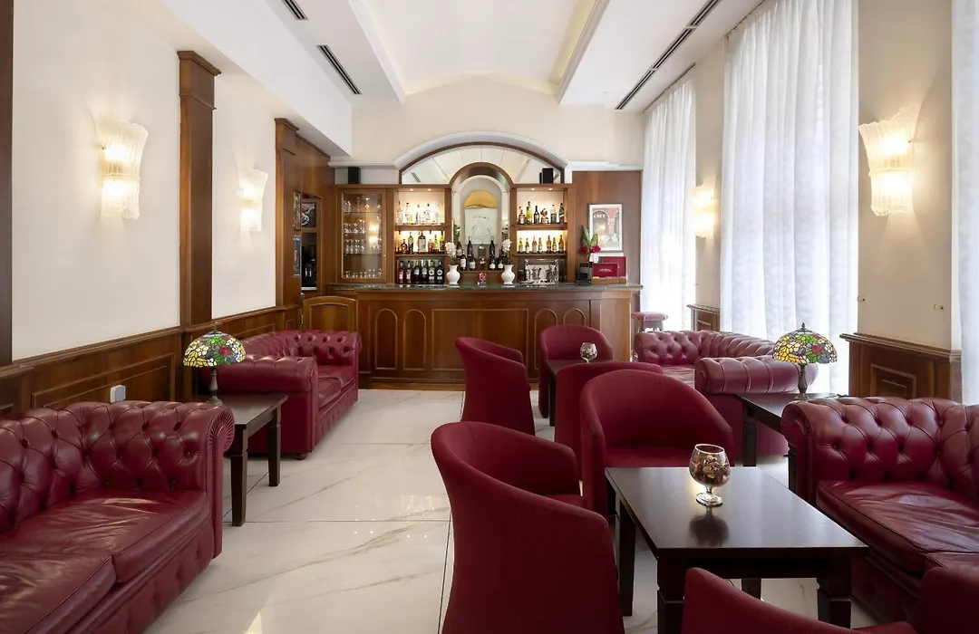 Lancaster Hotel-1