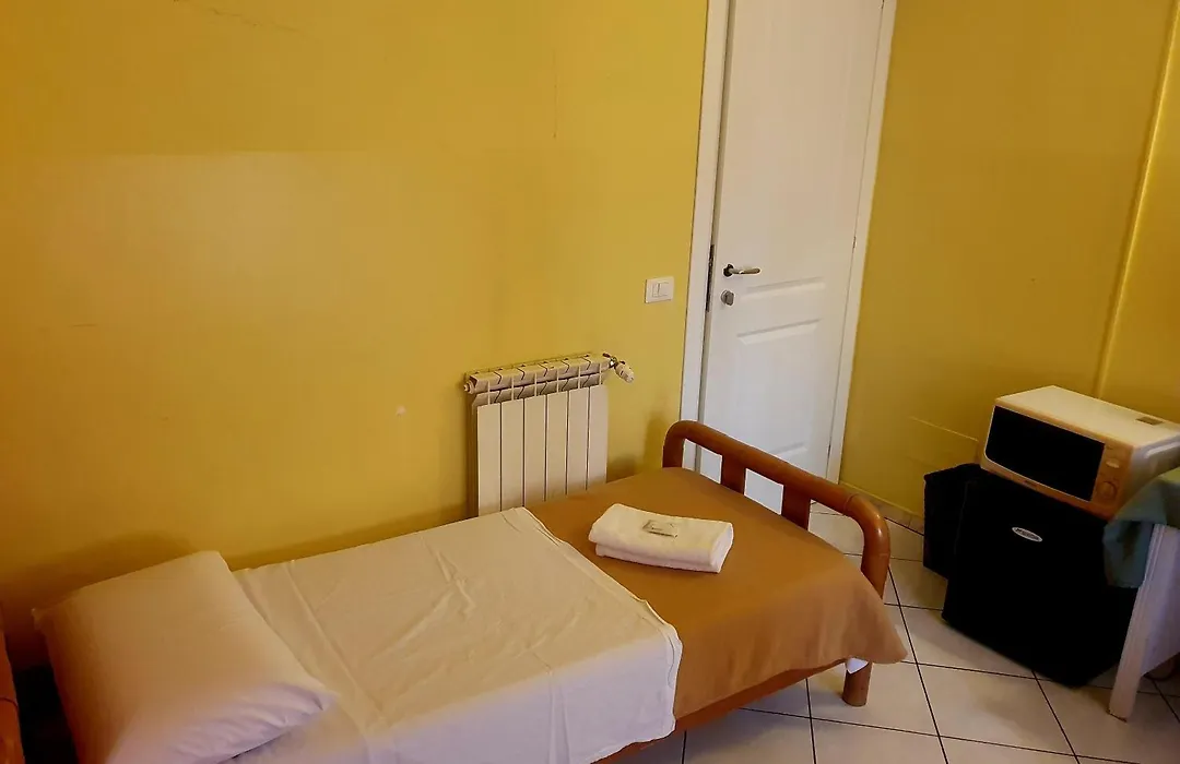 Fanti Rooms-1