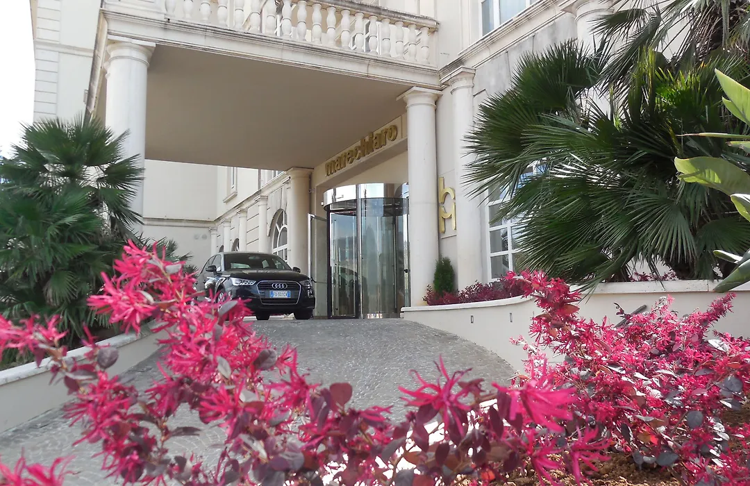 Hotel Marechiaro-1