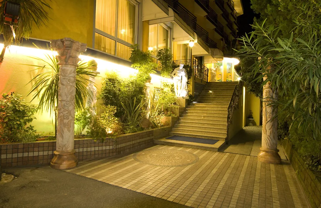 Hotel Napoleon-1