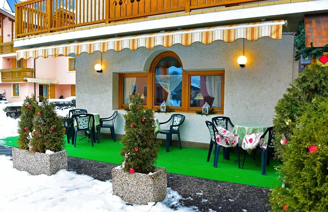 Alpen Hotel Rabbi-1