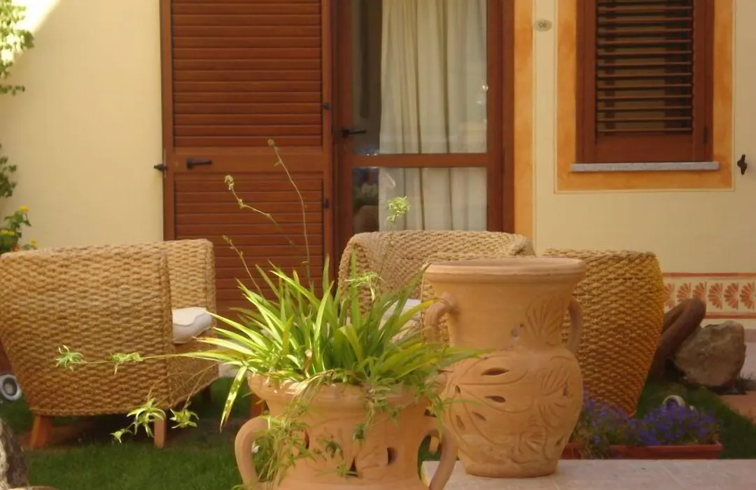 Hotel Patti-1