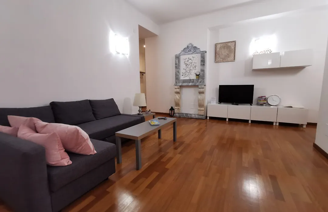 Affittacamere e appartamenti - Rent rooms&Apartments Le Camere Nel Corso - ADULTS ONLY-1