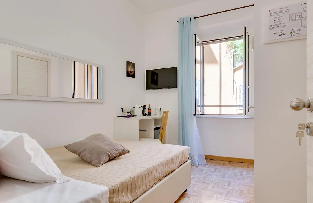 Dolce Luxury Rooms-1