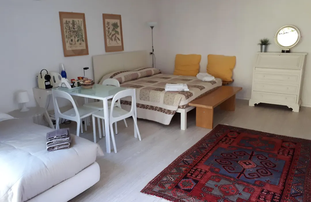 Bed & Breakfast San Lazzaro Room-1