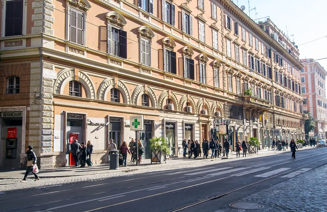 Maison Vaticana-1