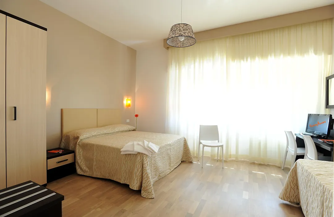 Honey Rooms-1