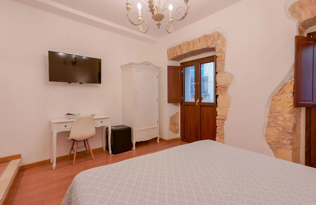 Baco B&B-1