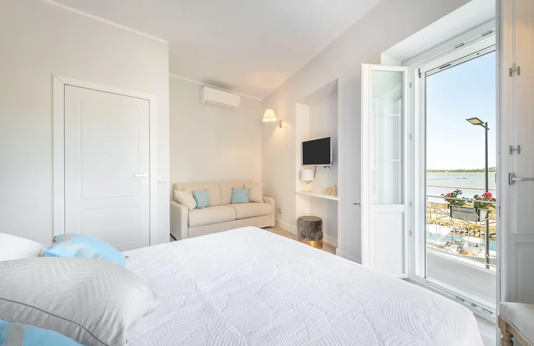 Aquamadre Suites-1