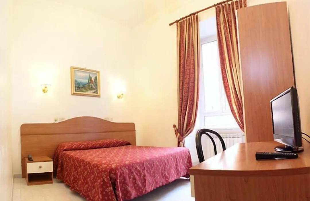 Hotel Euro Quiris-1