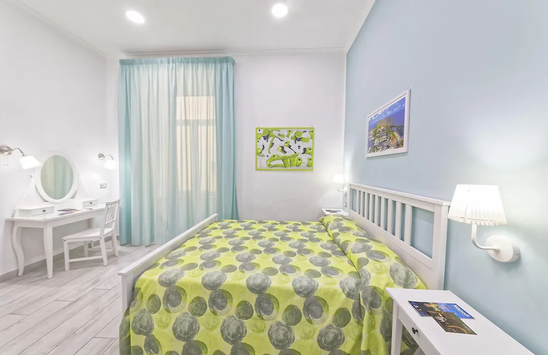 B&B Rest A Napoli-1