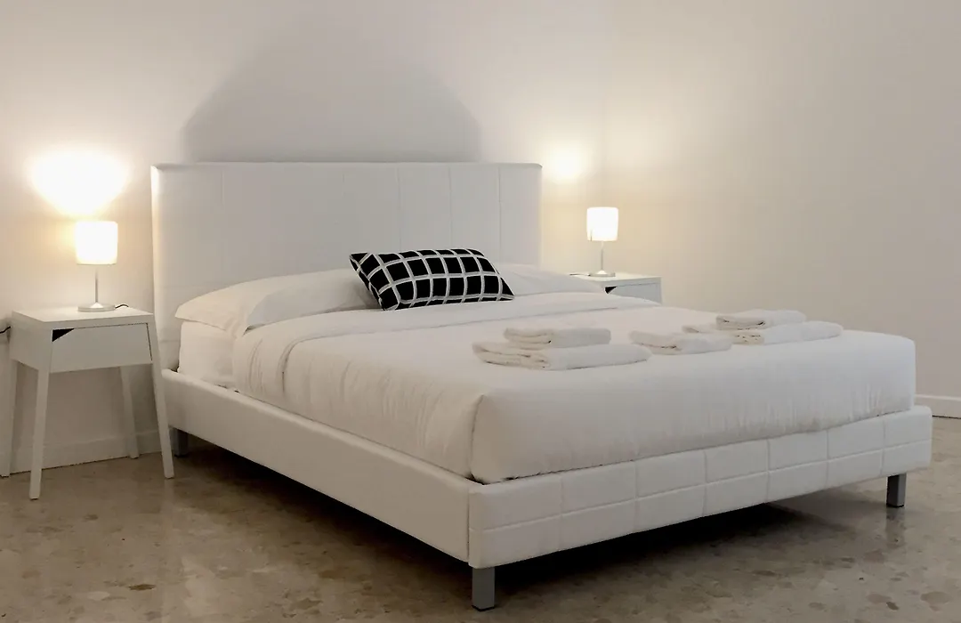 The Guesthouse Treviso-1